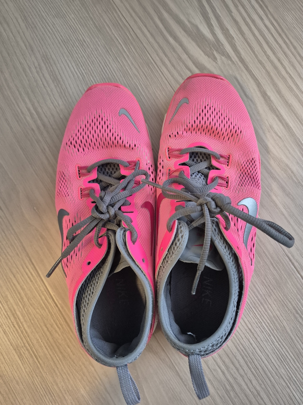 Nike Women’s Athletic Shoes in Hot Pink and Gray